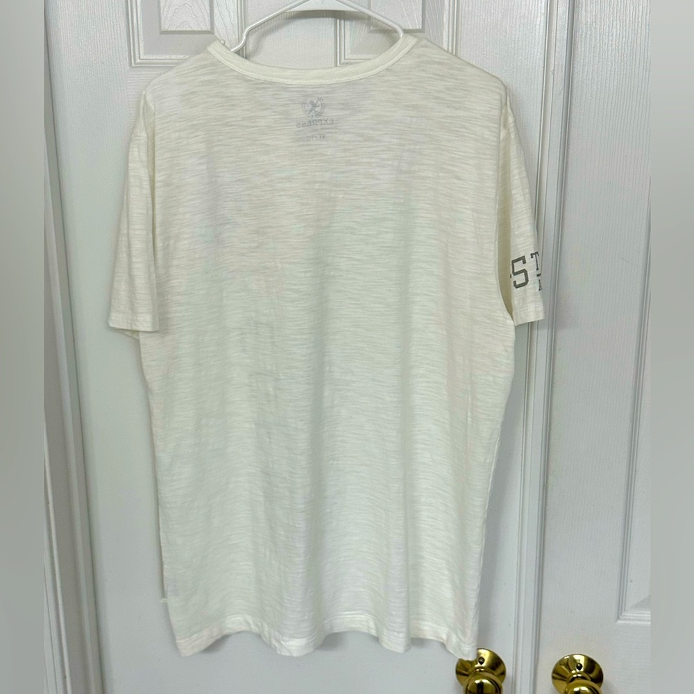 New Express Shirt - Picture 2 of 2